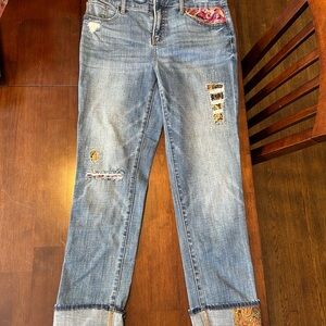 Chico distressed embroidered jeans. So Slimming Girlfriend Leg Ankle.